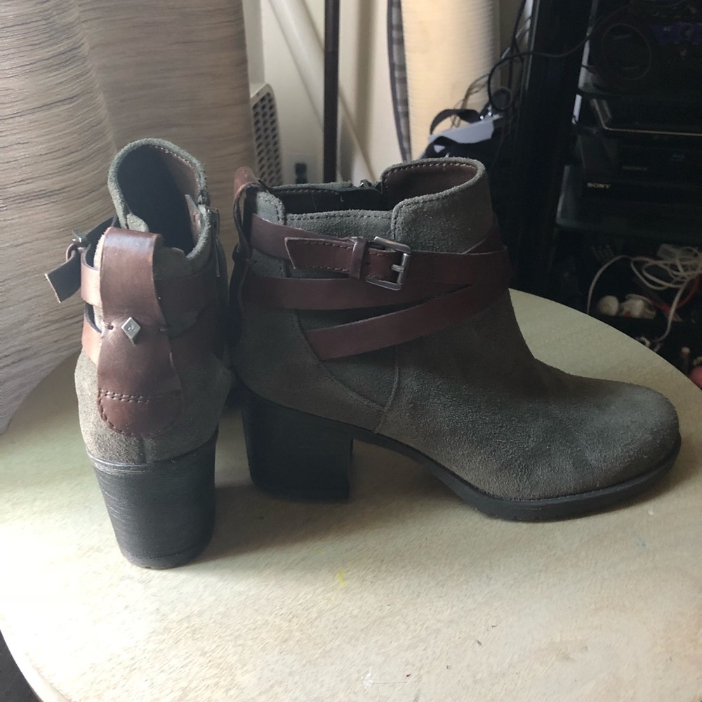 Sam edelman boots size 6